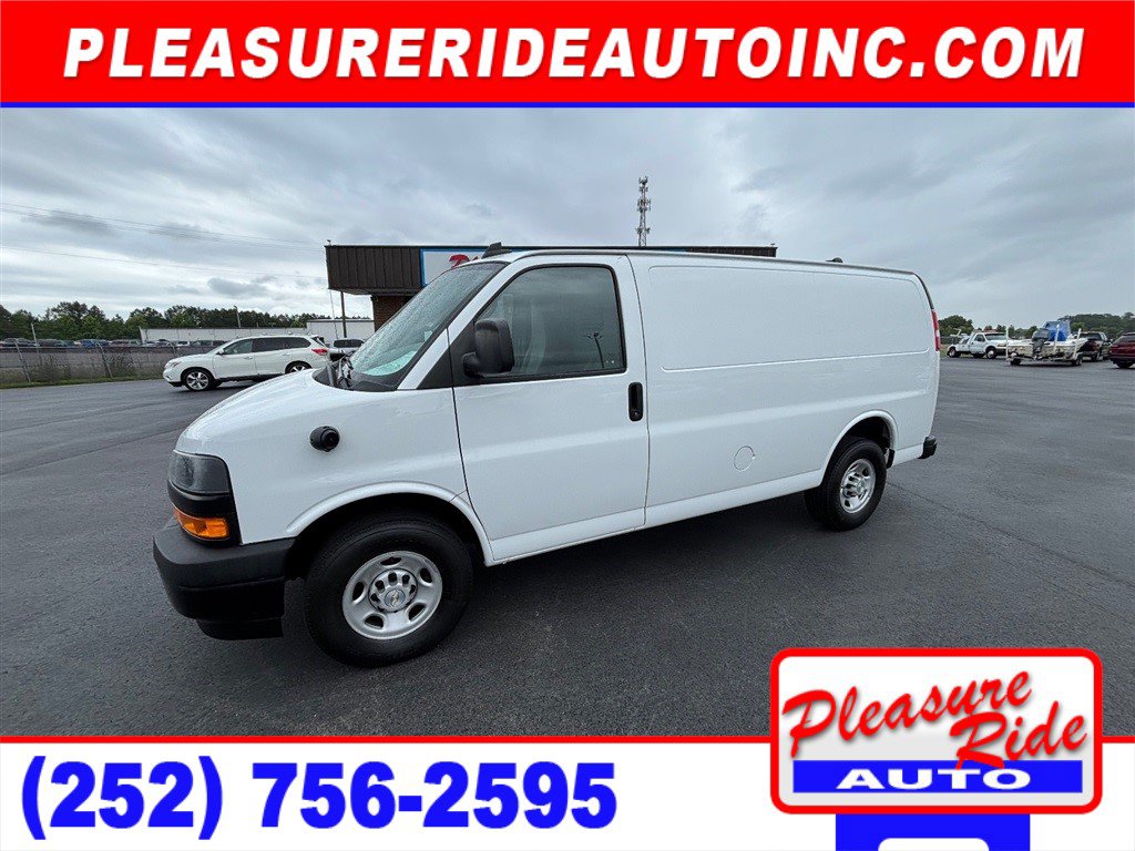 Used 2022 Chevrolet Express 2500 w/ Driver Convenience Package RWD image 1