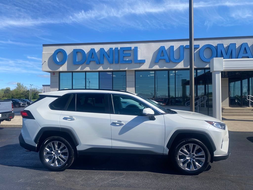 Used 2019 Toyota RAV4 Limited w/ Cold Weather Package AWD/4WD image 2