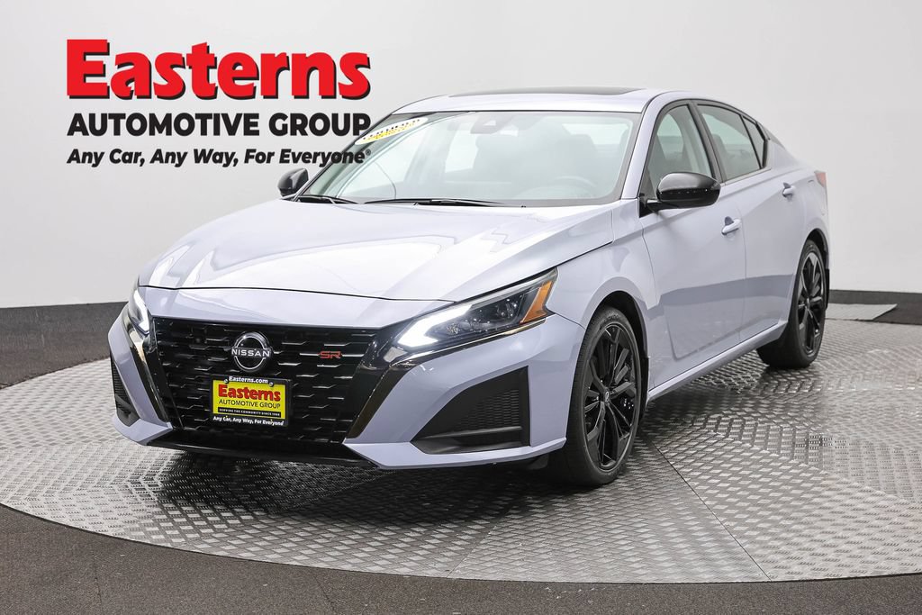 Used 2023 Nissan Altima 2.5 SR w/ SR Premium Package