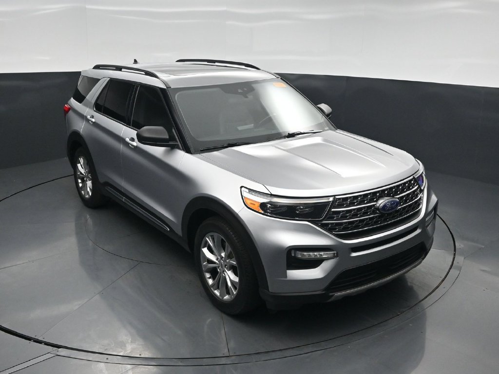 Used 2021 Ford Explorer XLT w/ Equipment Group 202A RWD image 33