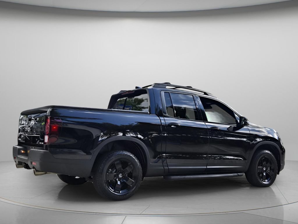 Certified 2025 Honda Ridgeline Black Edition image 7