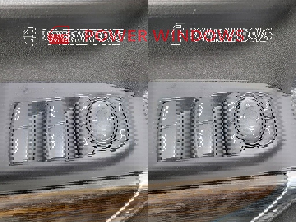 Used 2019 Chevrolet Silverado 1500 High Country w/ Technology Package image 31