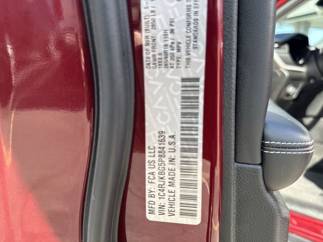 Used 2023 Jeep Grand Cherokee L Limited w/ Luxury Tech Group II image 34