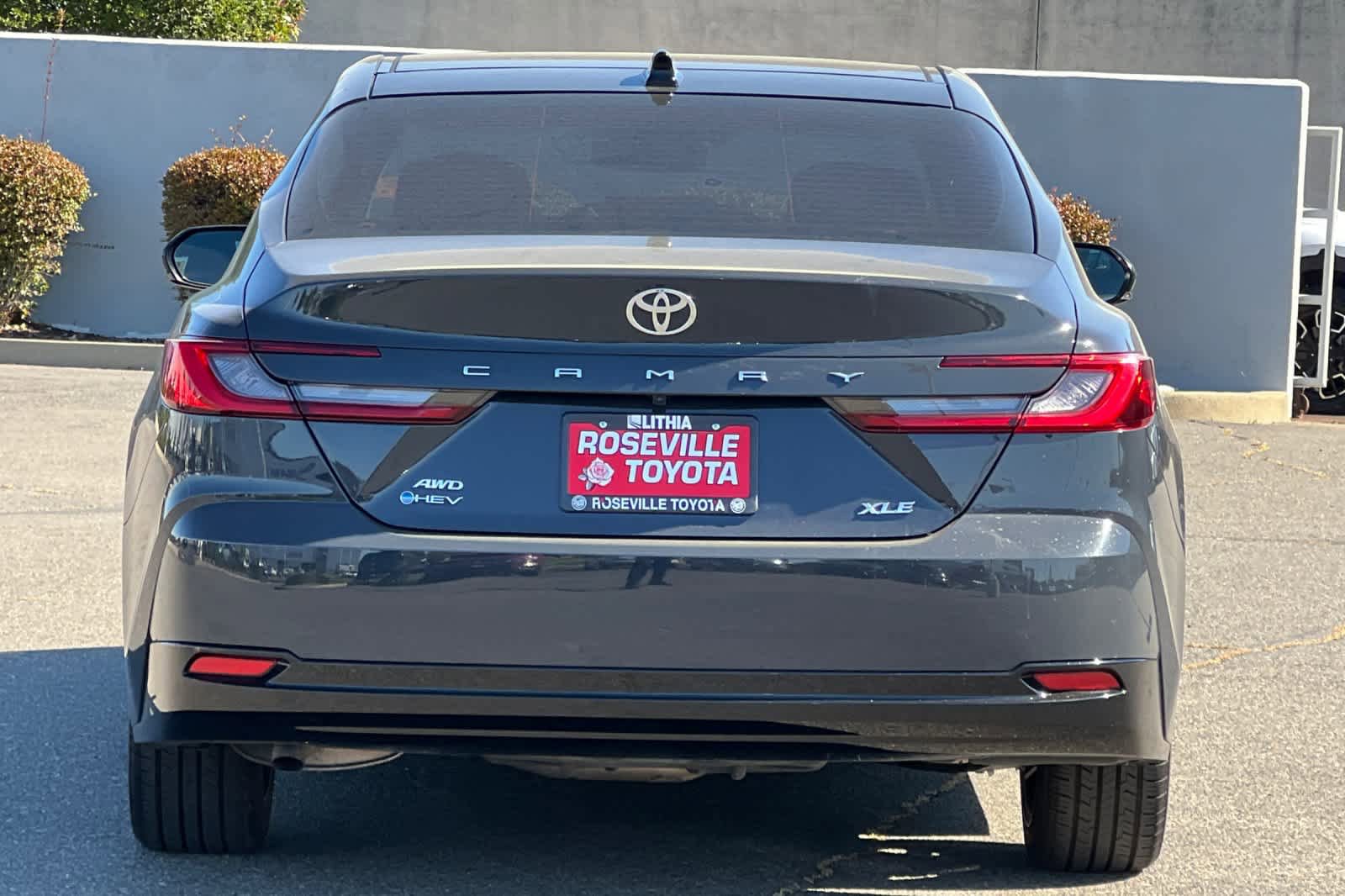 Used 2025 Toyota Camry XLE w/ Premium Package AWD/4WD image 8