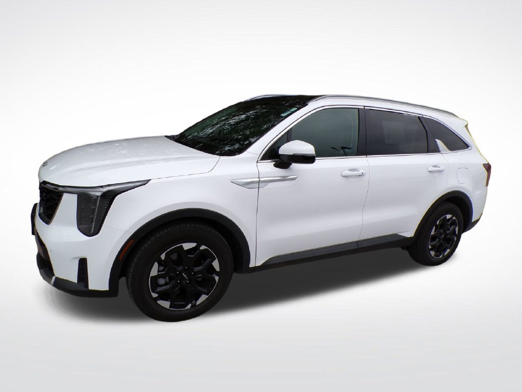 Used 2025 Kia Sorento S w/ Panoramic Sunroof Package FWD image 3