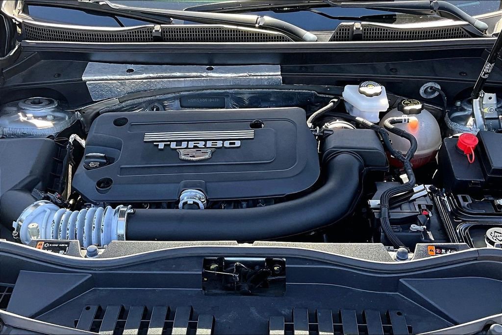 Used 2024 Cadillac XT4 Sport image 9