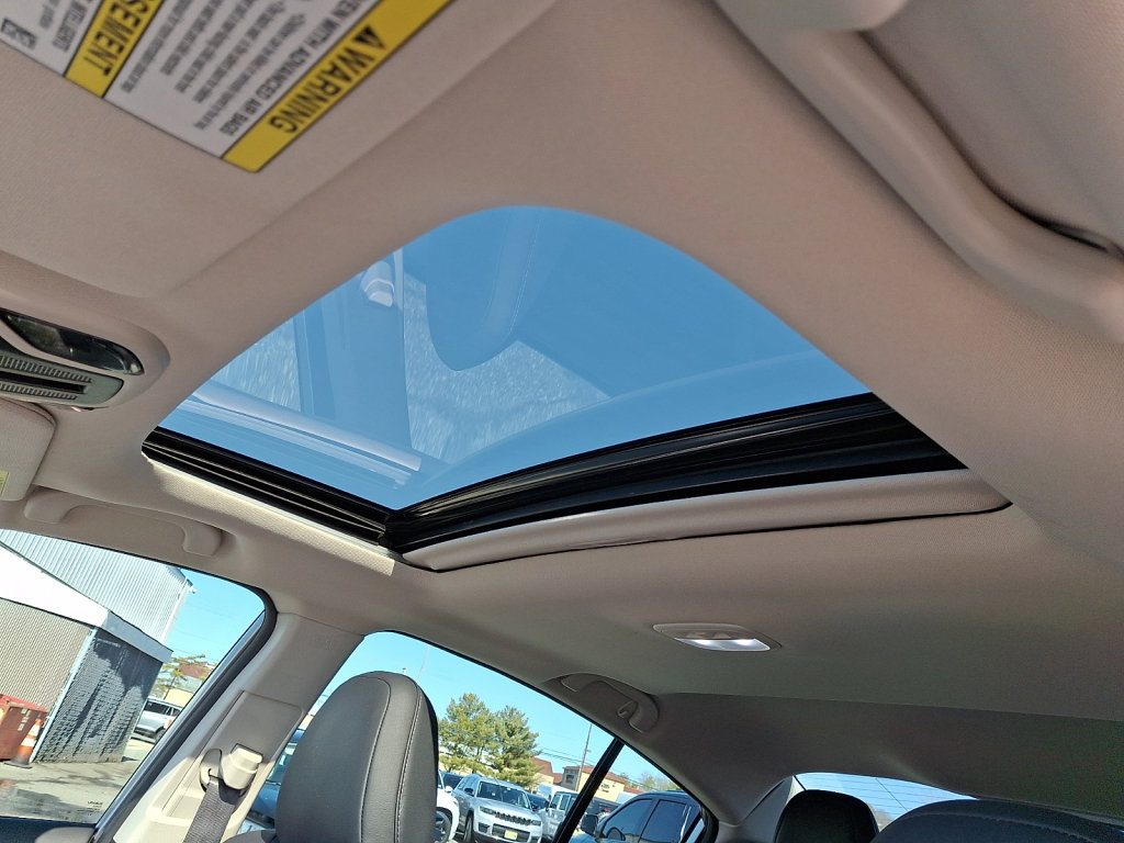 Used 2024 Subaru Legacy Limited image 32