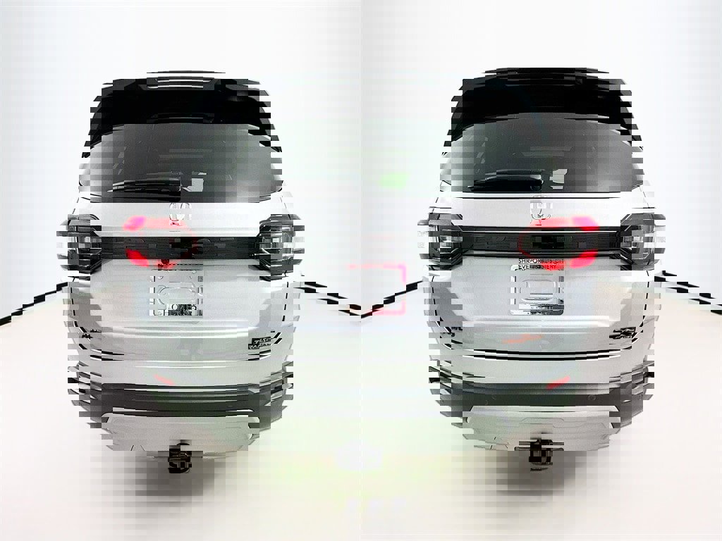 New 2025 Honda Pilot TrailSport image 5