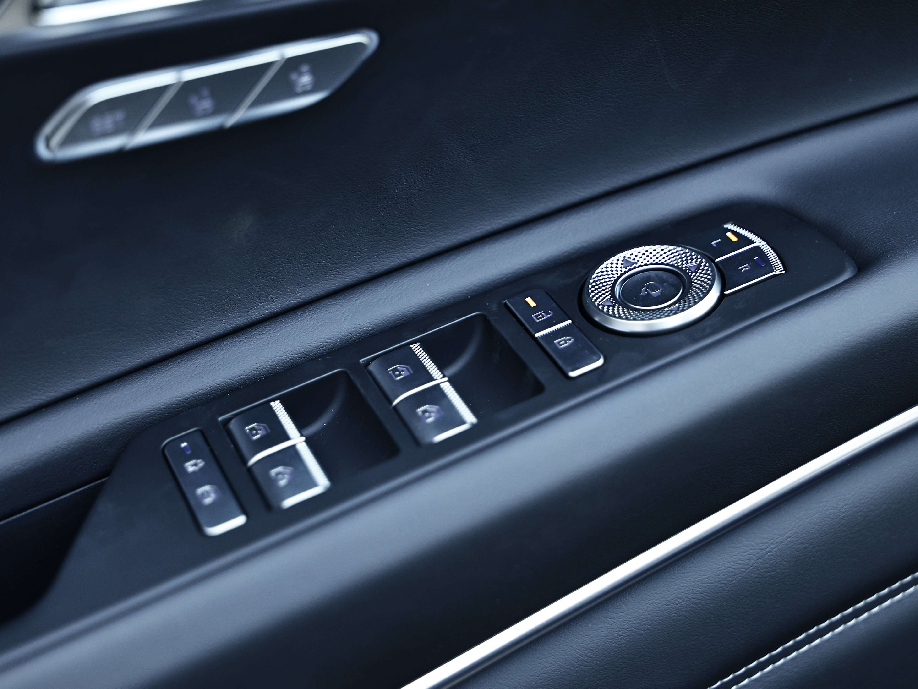 New 2027 Genesis GV80 2.5T AWD/4WD image 15