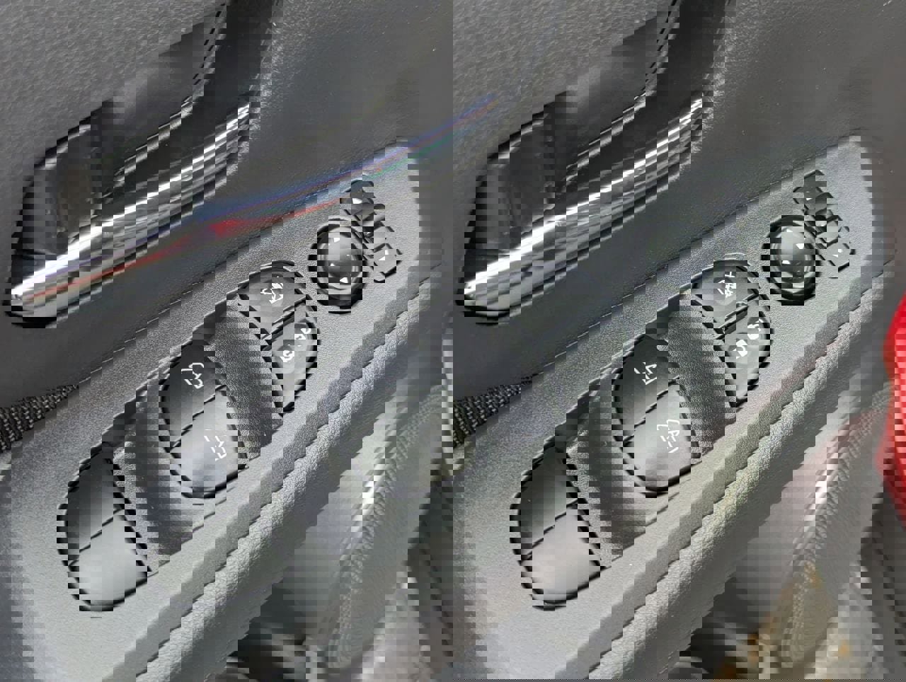 Certified 2024 Nissan Kicks SV w/ Exterior Package image 22