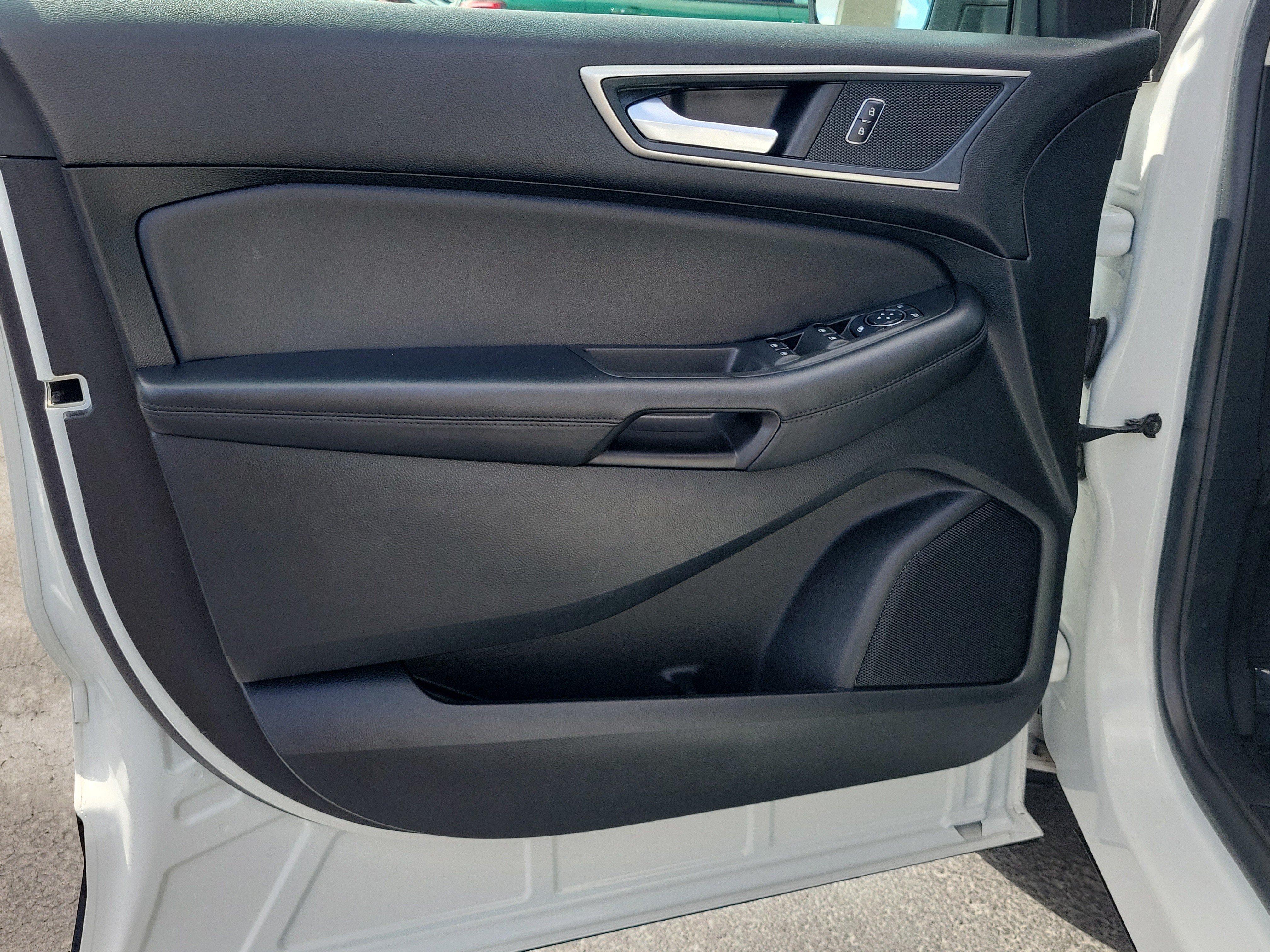 Certified 2023 Ford Edge SEL w/ Convenience Package AWD/4WD image 17