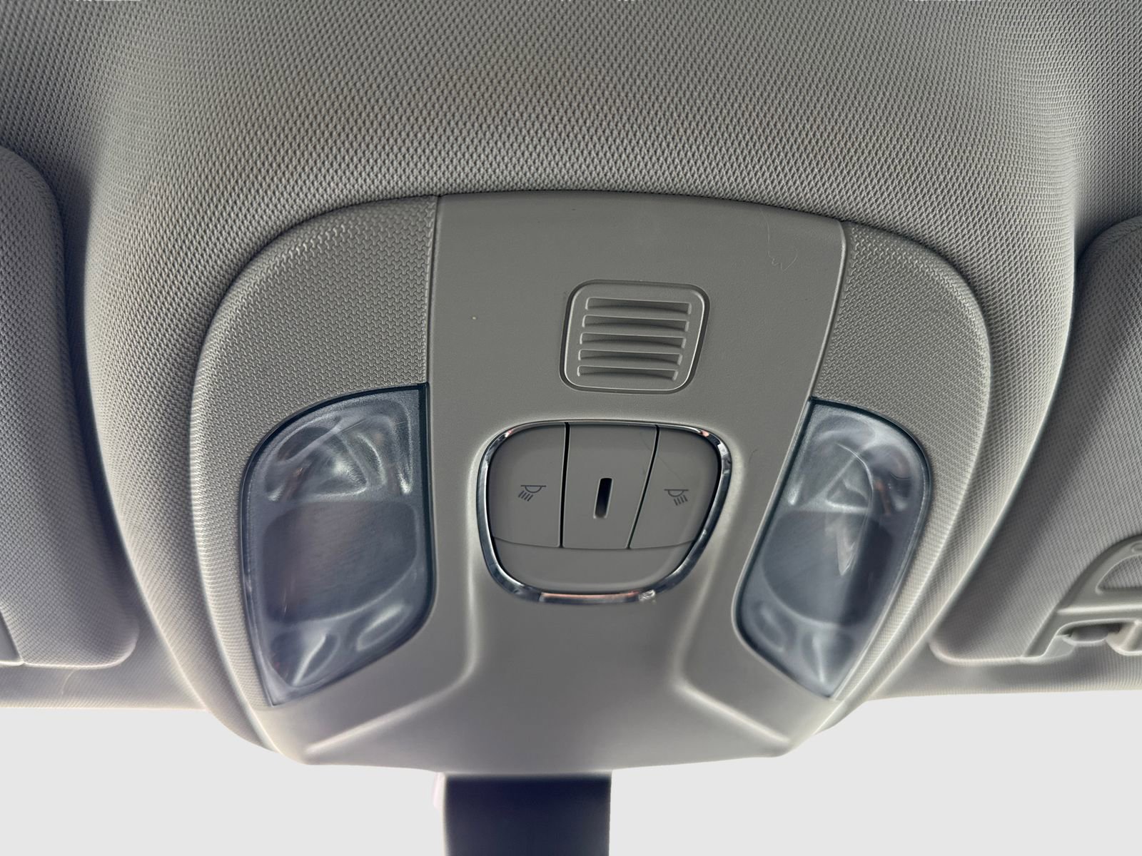 Used 2019 Jeep Compass Latitude w/ Safety & Security Group FWD image 34