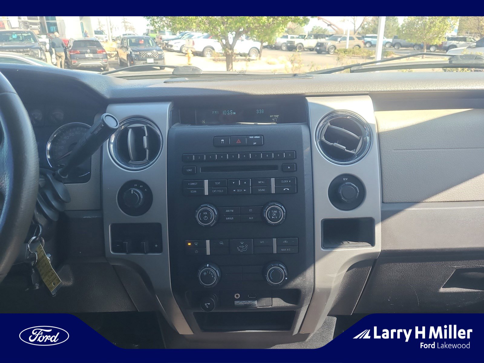 Used 2010 Ford F150 XLT image 12