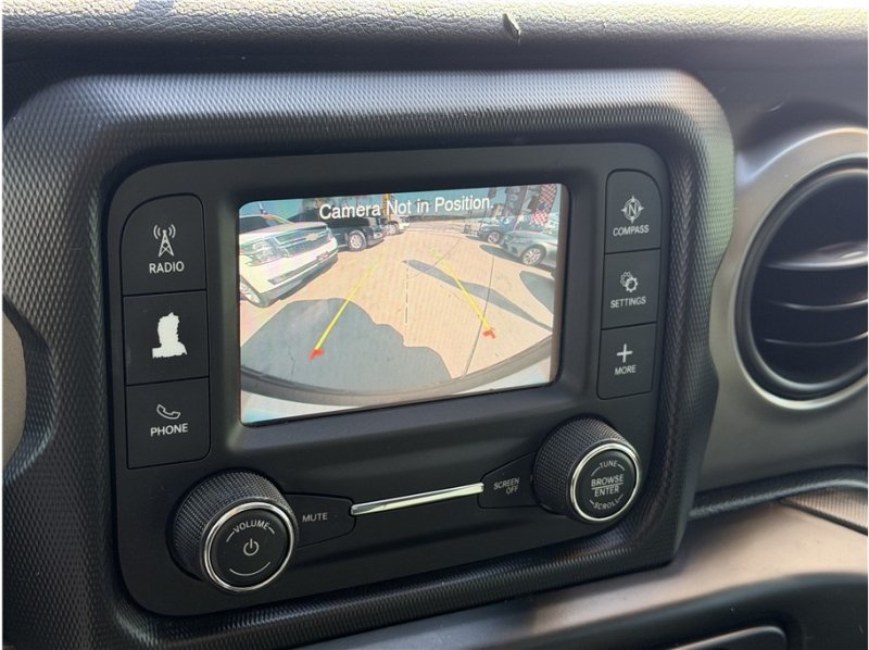 Used 2020 Jeep Wrangler Sport AWD/4WD image 46