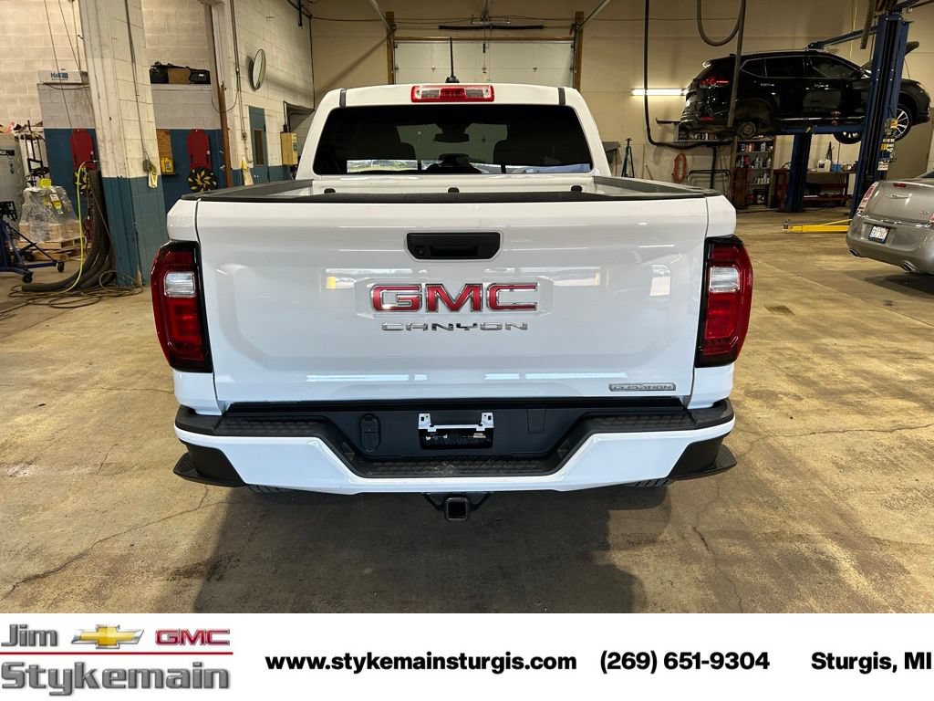 Used 2024 GMC Canyon Elevation w/ Trailering Package RWD image 8