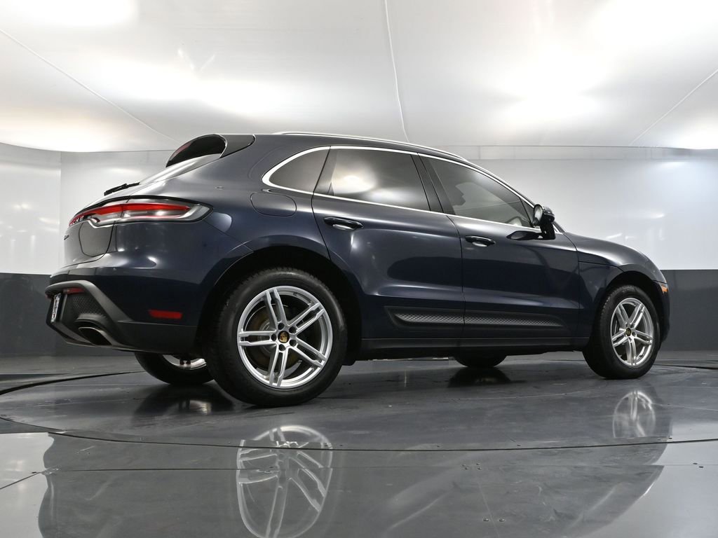 Used 2022 Porsche Macan Base image 58