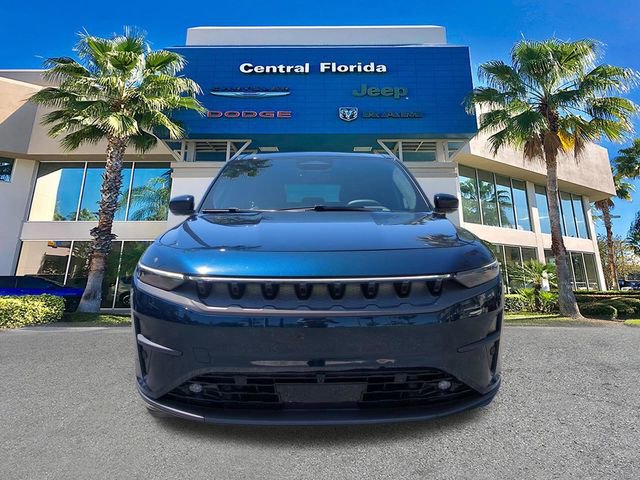 Used 2025 Jeep Wagoneer S Launch Edition image 3