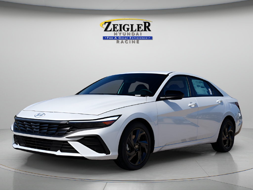 New 2026 Hyundai Elantra SEL Sport FWD image 3