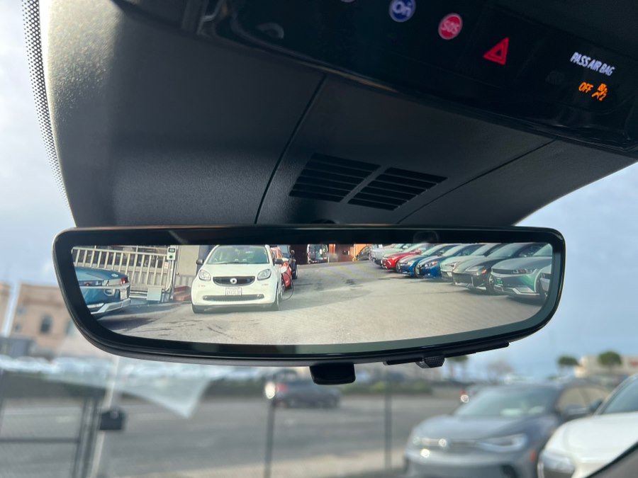 Used 2024 Cadillac Lyriq Luxury w/ LPO, Floor Liner Package image 26