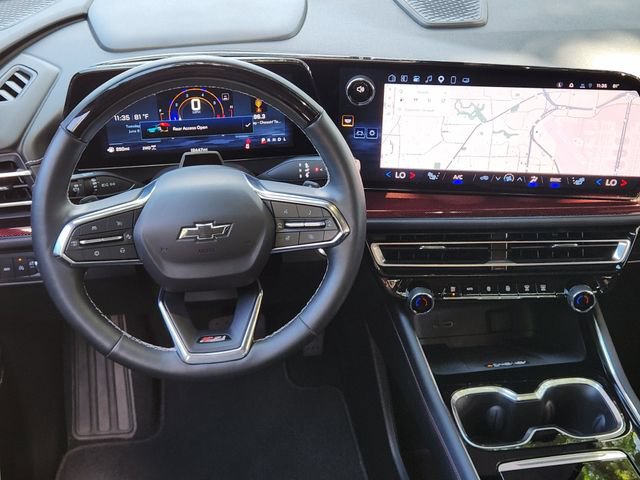 Used 2025 Chevrolet Traverse Z71 w/ Enhanced Driving Package AWD/4WD image 28
