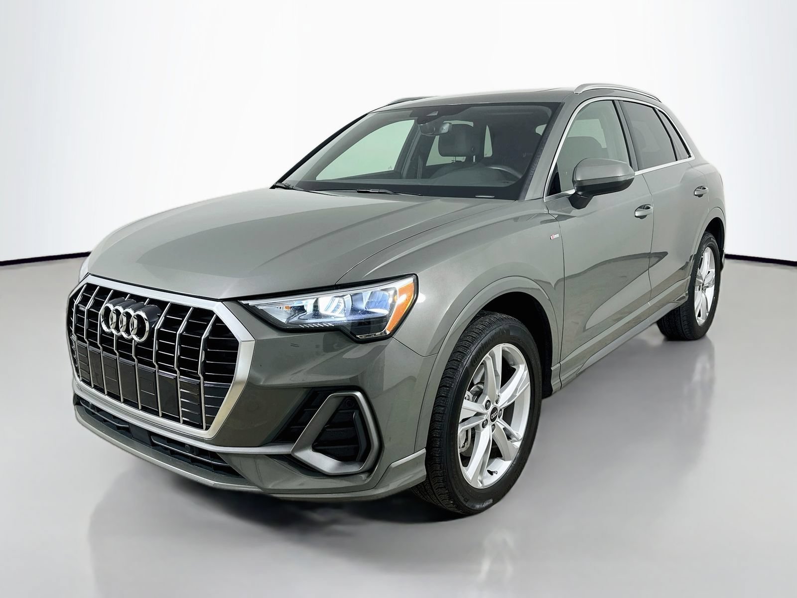 Used 2021 Audi Q3 2.0T Premium