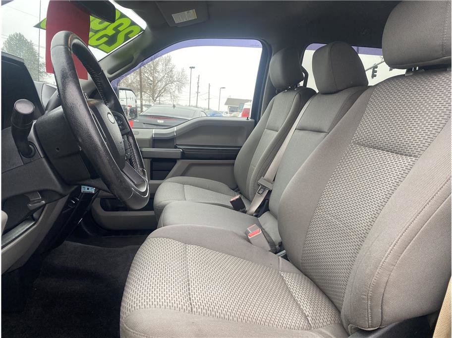 Used 2015 Ford F150 XLT w/ Equipment Group 302A Luxury image 11