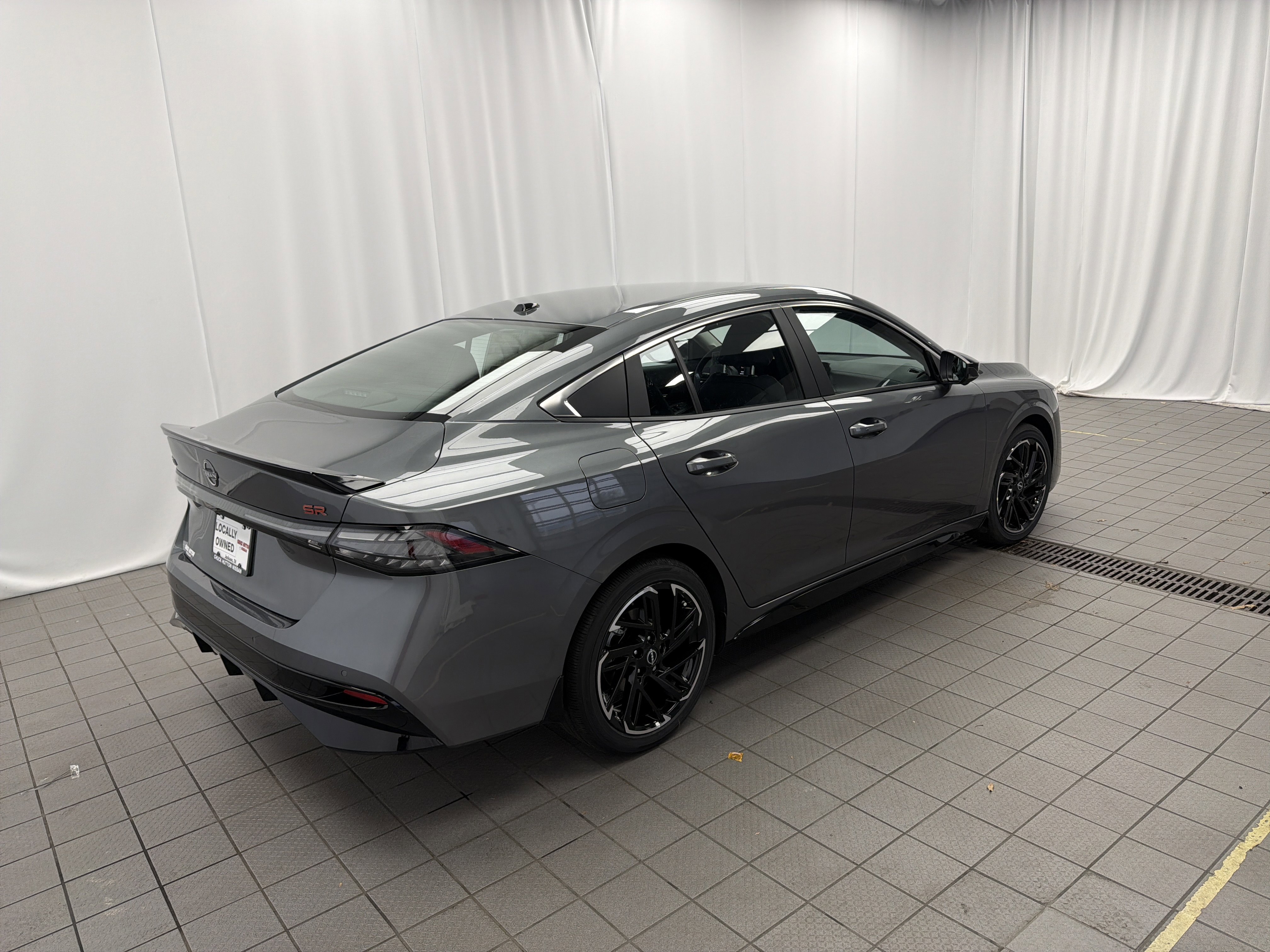 New 2026 Nissan Sentra SR w/ SR Premium Package FWD image 5