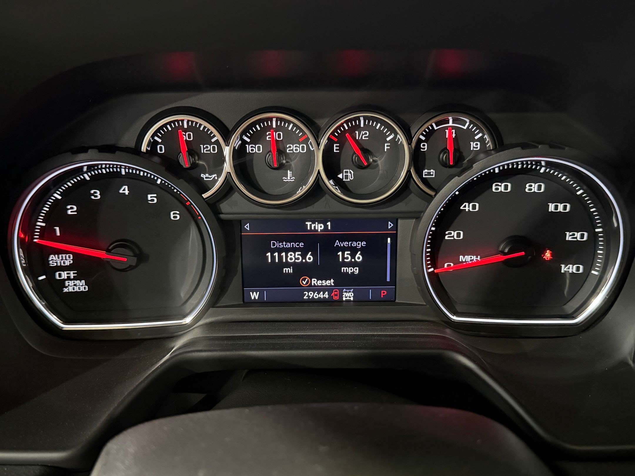 Used 2021 Chevrolet Tahoe Z71 w/ Z71 Signature Package AWD/4WD image 24