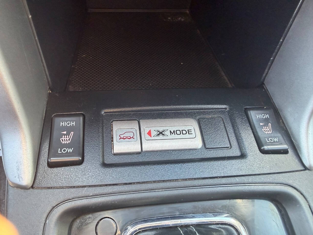 Used 2015 Subaru Forester 2.0XT Touring w/ Eyesight & Navigation System AWD/4WD image 22