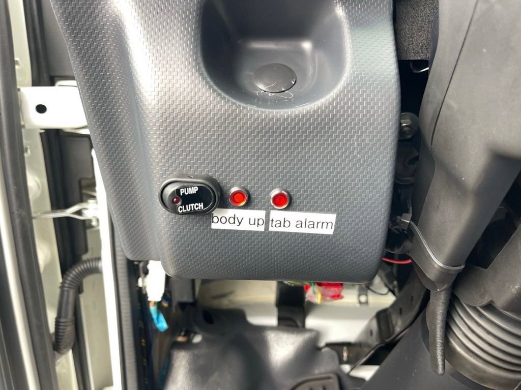 Used 2024 Chevrolet Low Cab Forward RWD image 16