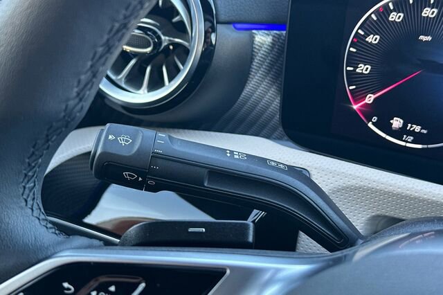 Certified 2025 Mercedes-Benz CLA 250 image 30