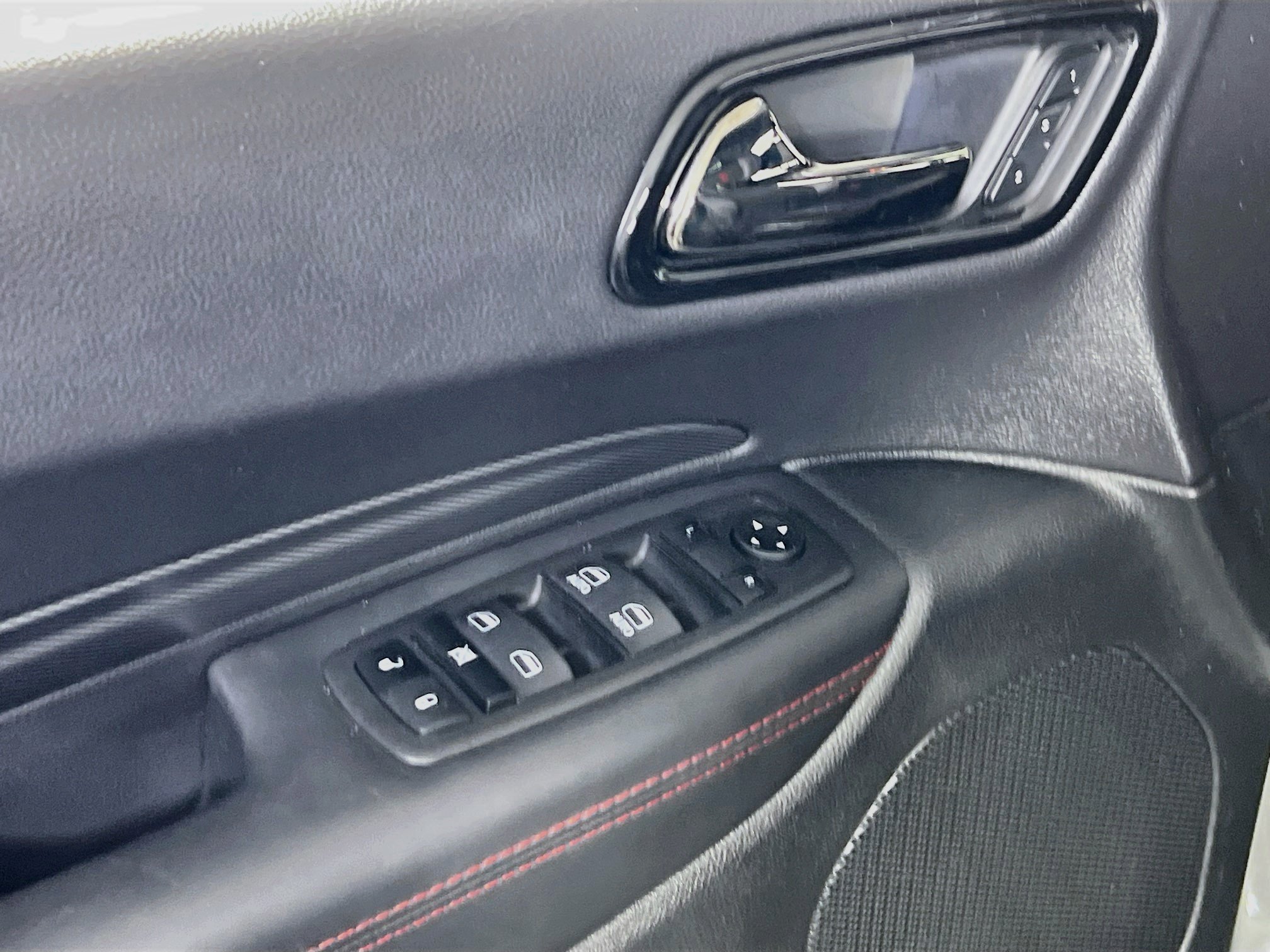 Used 2023 Dodge Durango R/T AWD/4WD image 18