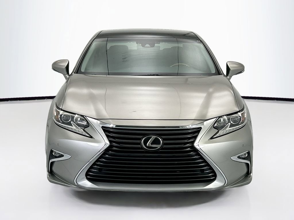 Used 2017 Lexus ES 350 image 2