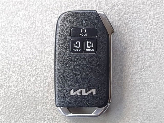 Used 2024 Kia Carnival LX image 35