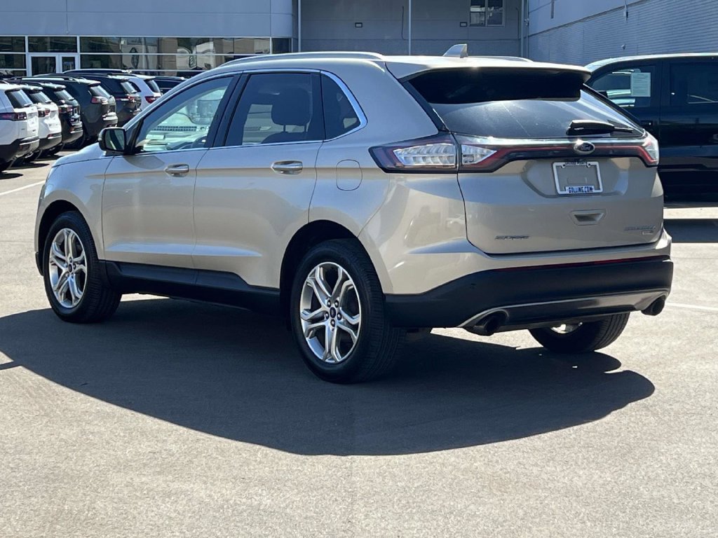 Used 2018 Ford Edge Titanium w/ Ford Safe & Smart Package AWD/4WD image 4