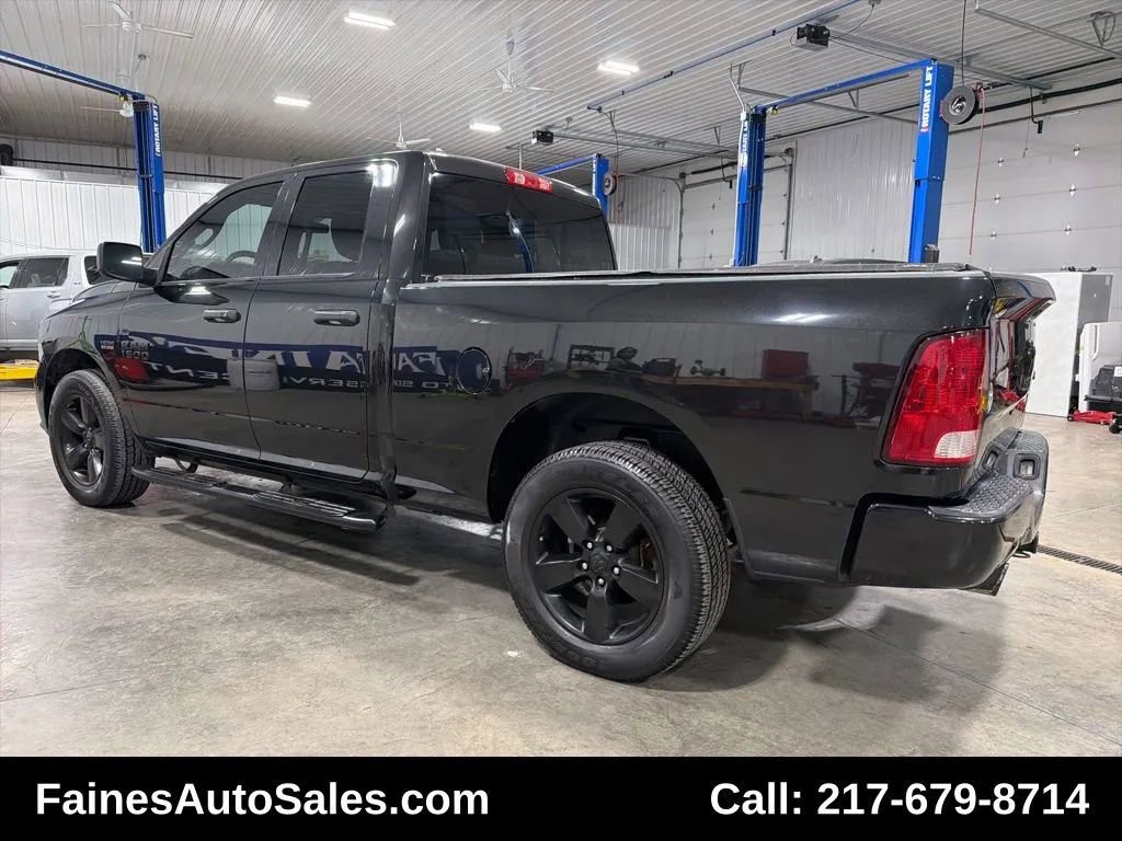 Used 2018 RAM 1500 Express w/ Black Ram 1500 Express Group image 12