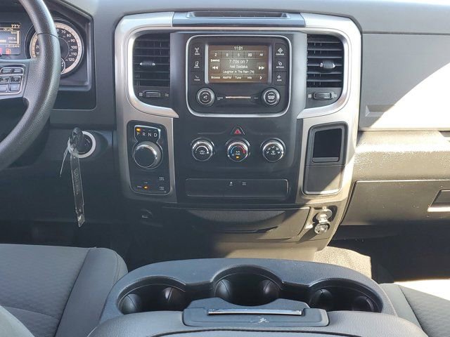 Used 2020 RAM 1500 Classic SLT image 20