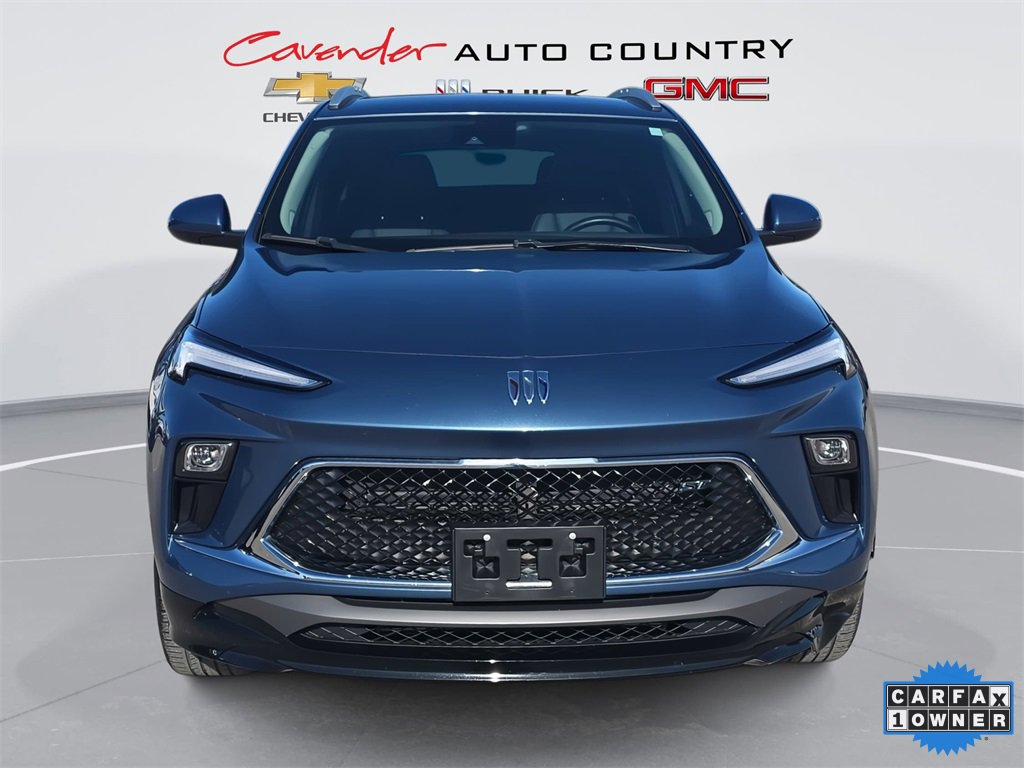 Used 2024 Buick Encore GX Sport Touring w/ Comfort Package image 2