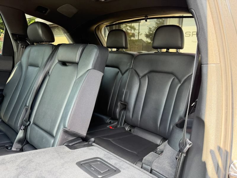 Used 2019 Audi Q7 3.0T Prestige AWD/4WD image 19