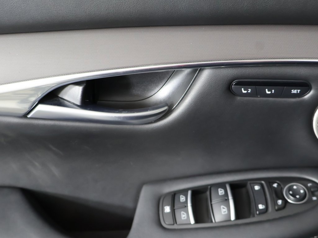 Used 2023 INFINITI QX50 Luxe image 34