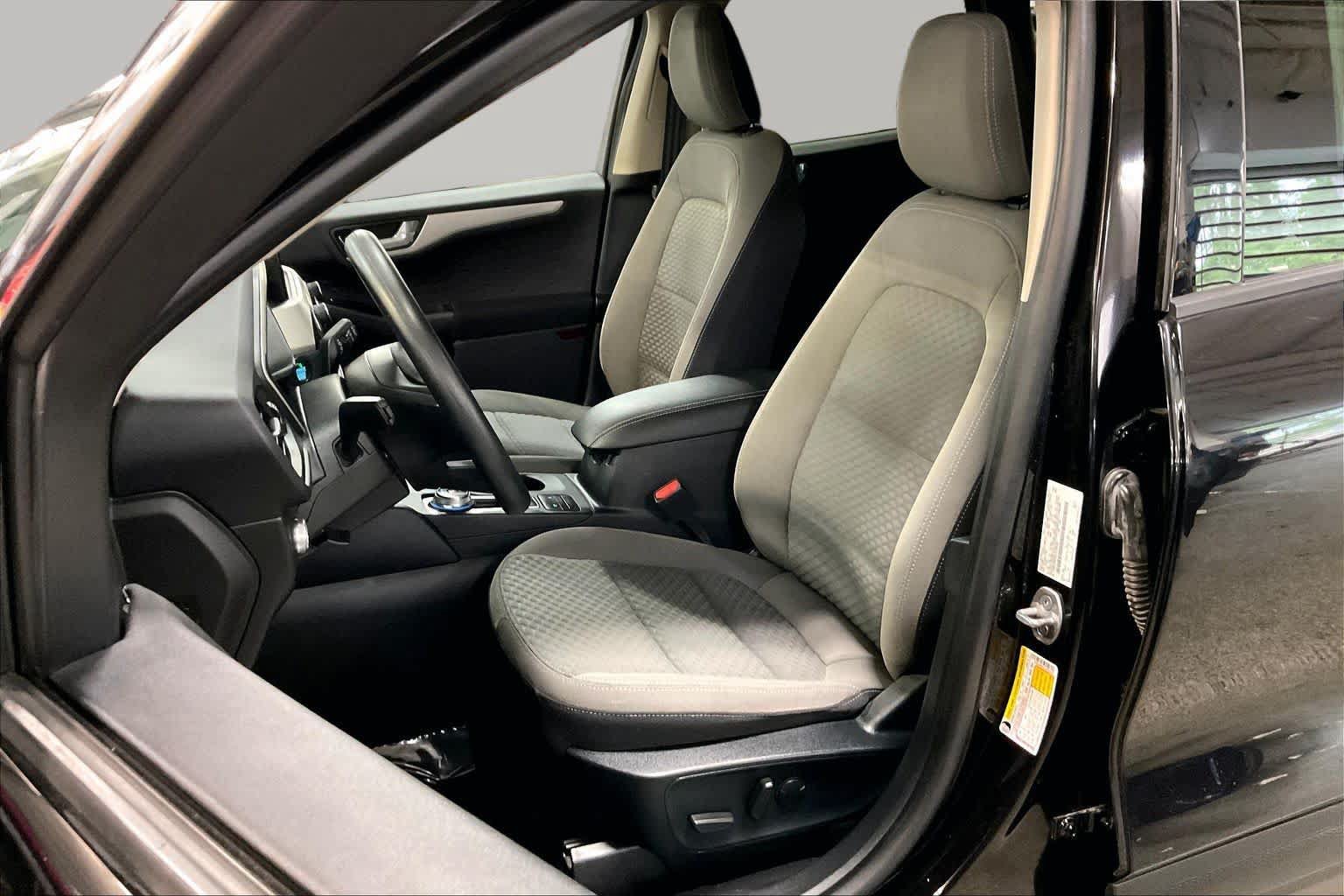 Used 2020 Ford Escape SE AWD/4WD image 8