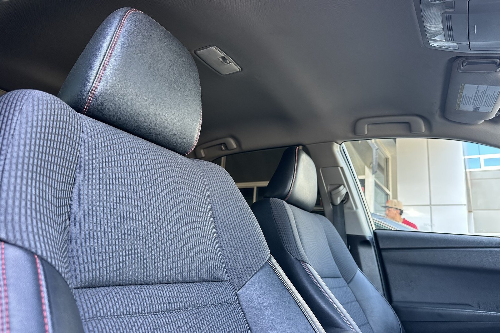 Used 2017 Toyota Camry SE FWD image 15
