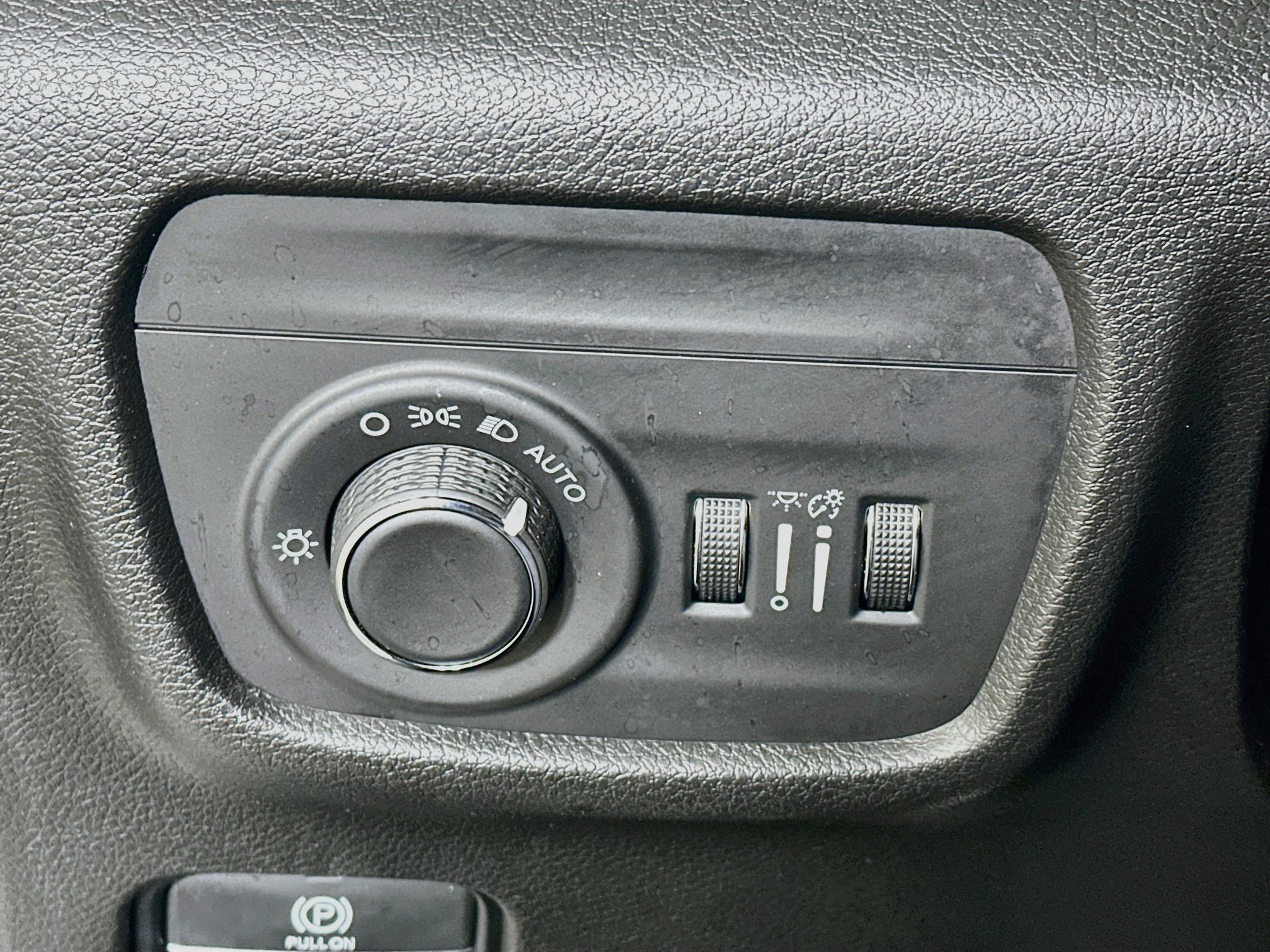 Used 2022 Jeep Grand Cherokee L Laredo AWD/4WD image 17