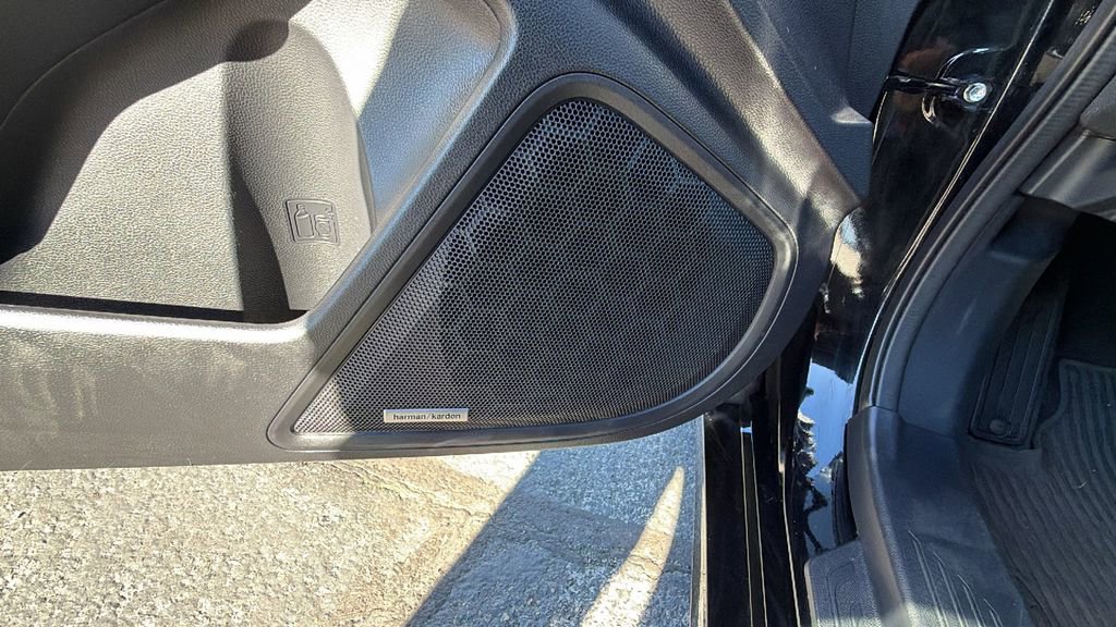 Used 2025 Subaru Legacy Limited image 21