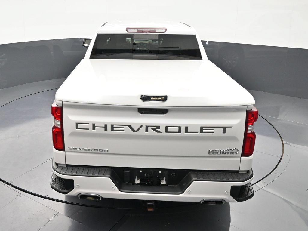 Used 2021 Chevrolet Silverado 1500 High Country w/ Technology Package AWD/4WD image 15