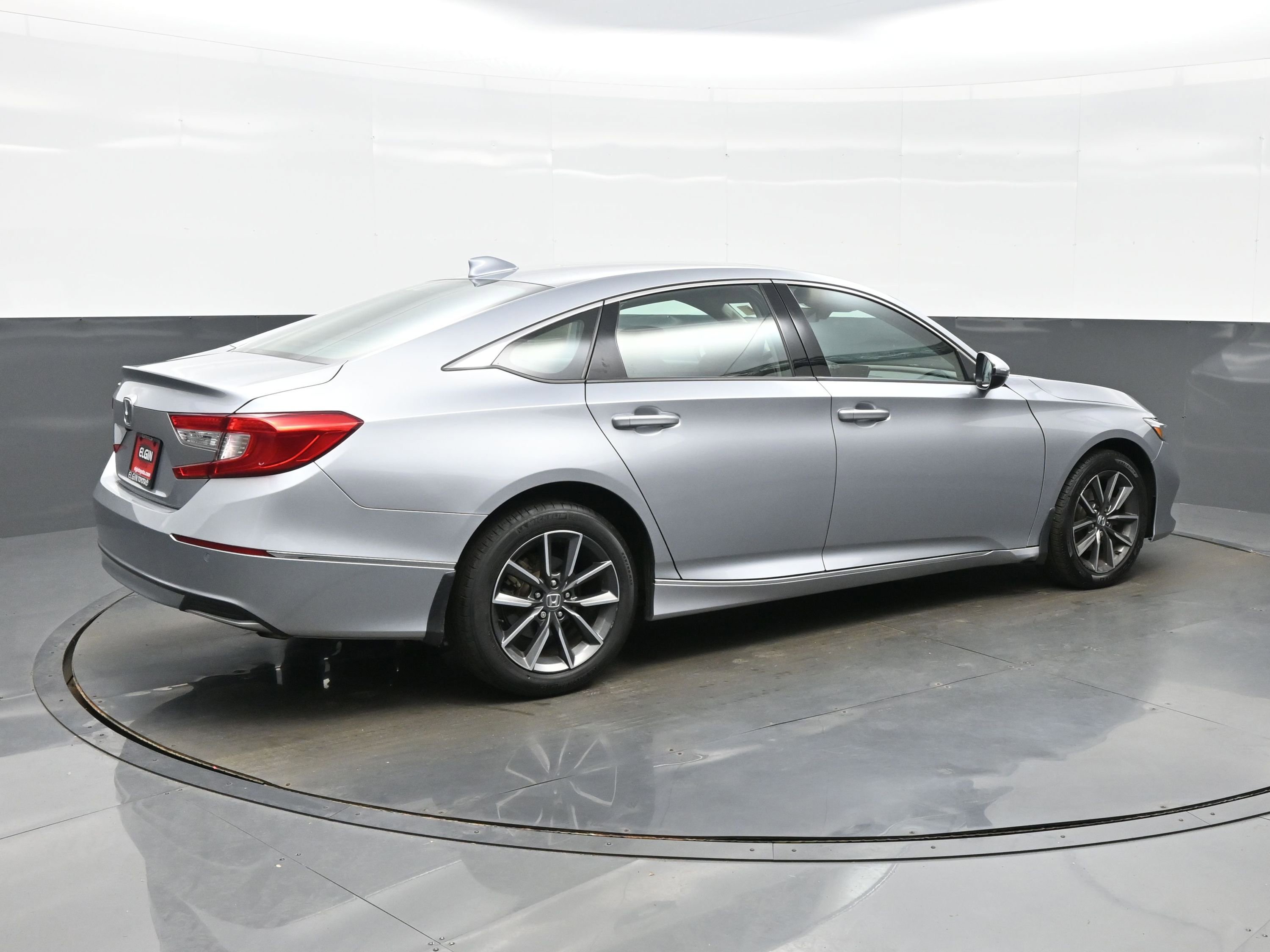 Used 2022 Honda Accord EX-L image 6