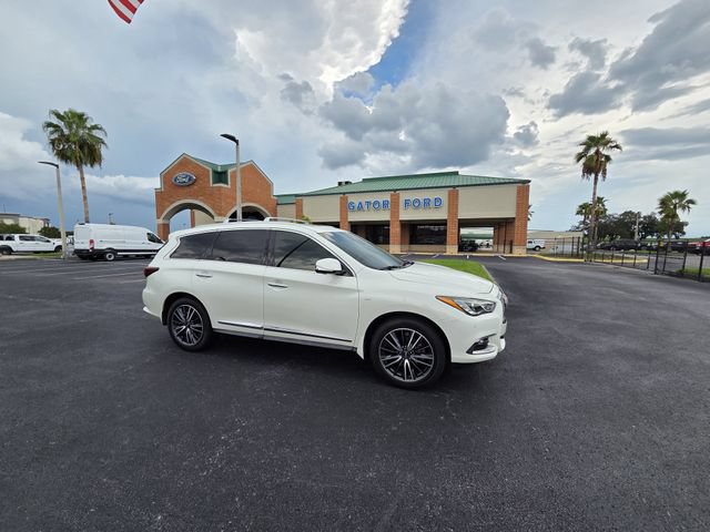 Used 2020 INFINITI QX60 Luxe w/ Sensory Package FWD image 2