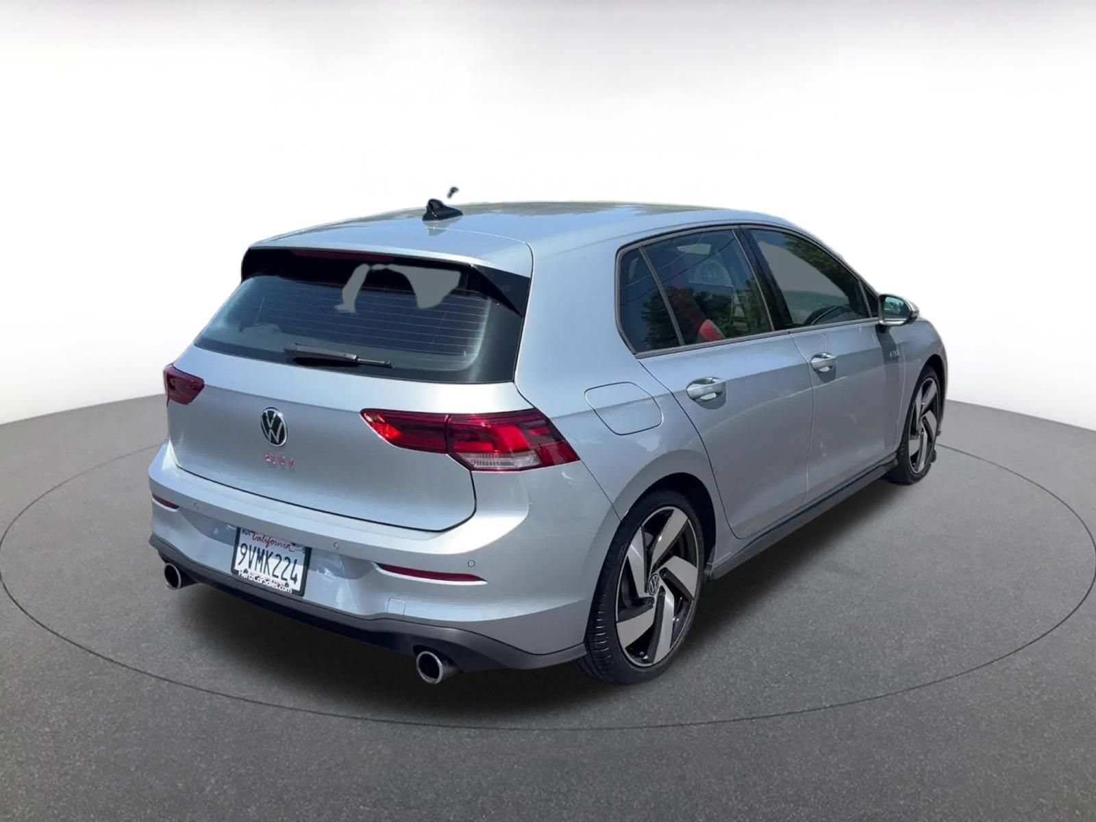 Used 2026 Volkswagen Golf S FWD image 11