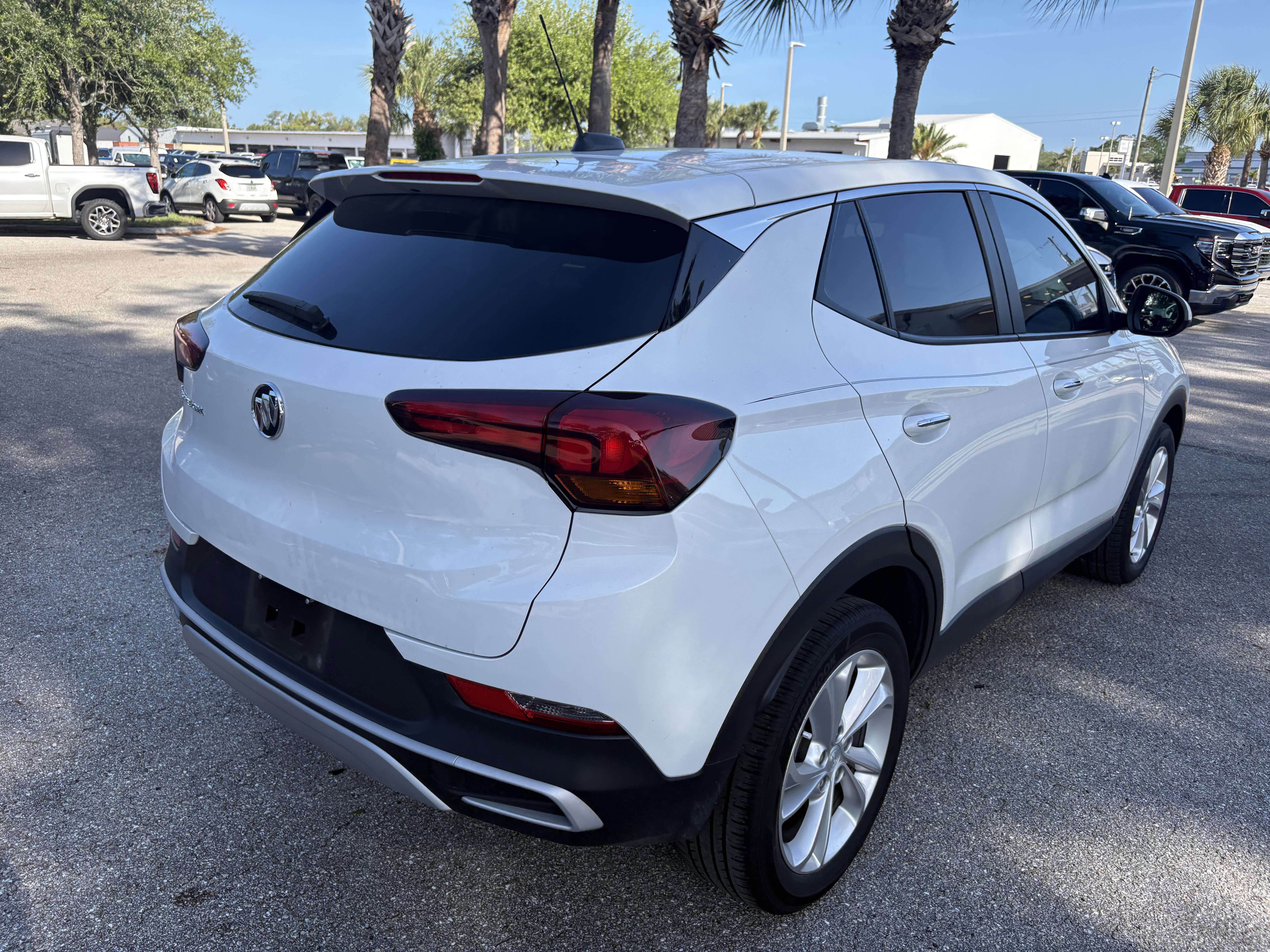 Used 2023 Buick Encore GX Preferred image 12