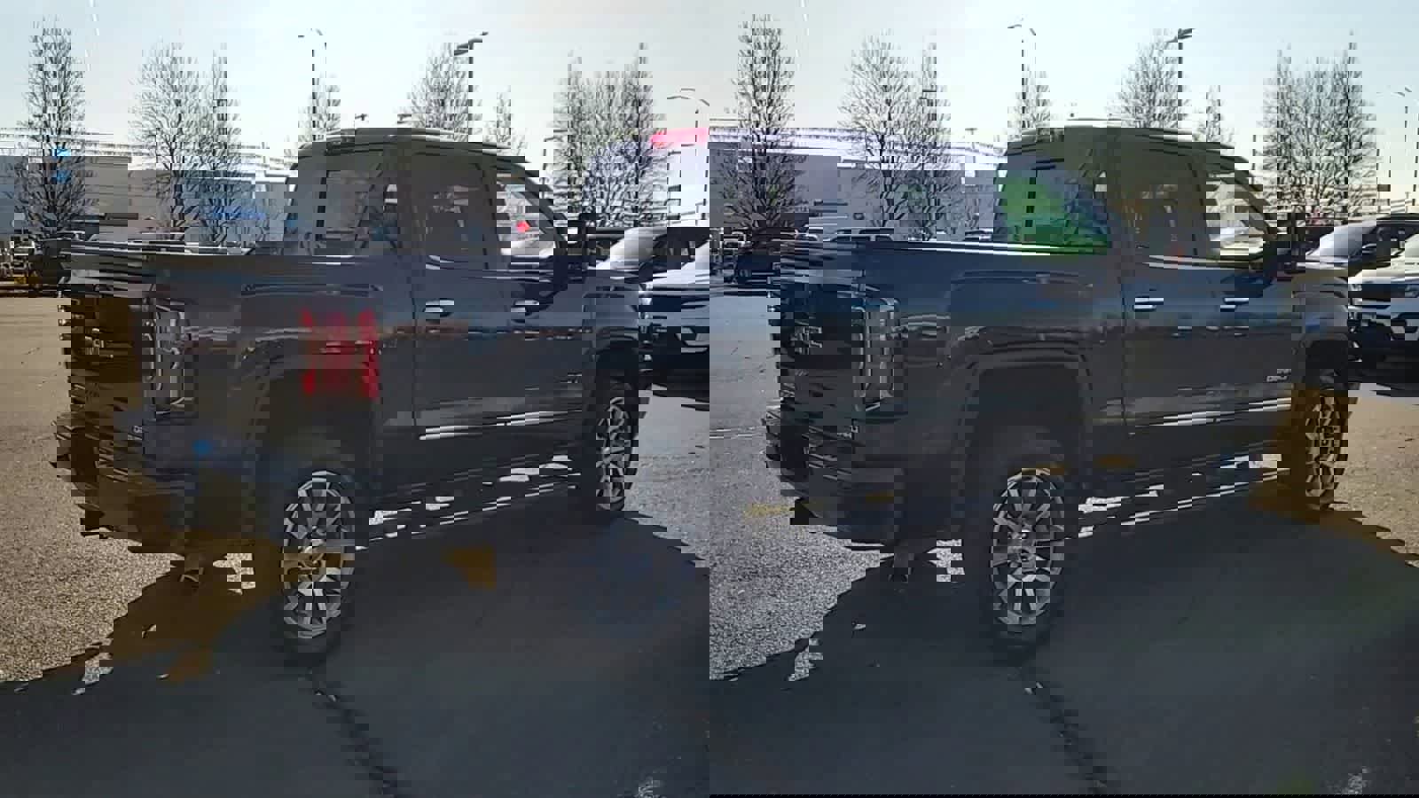 Used 2018 GMC Sierra 1500 Denali image 8